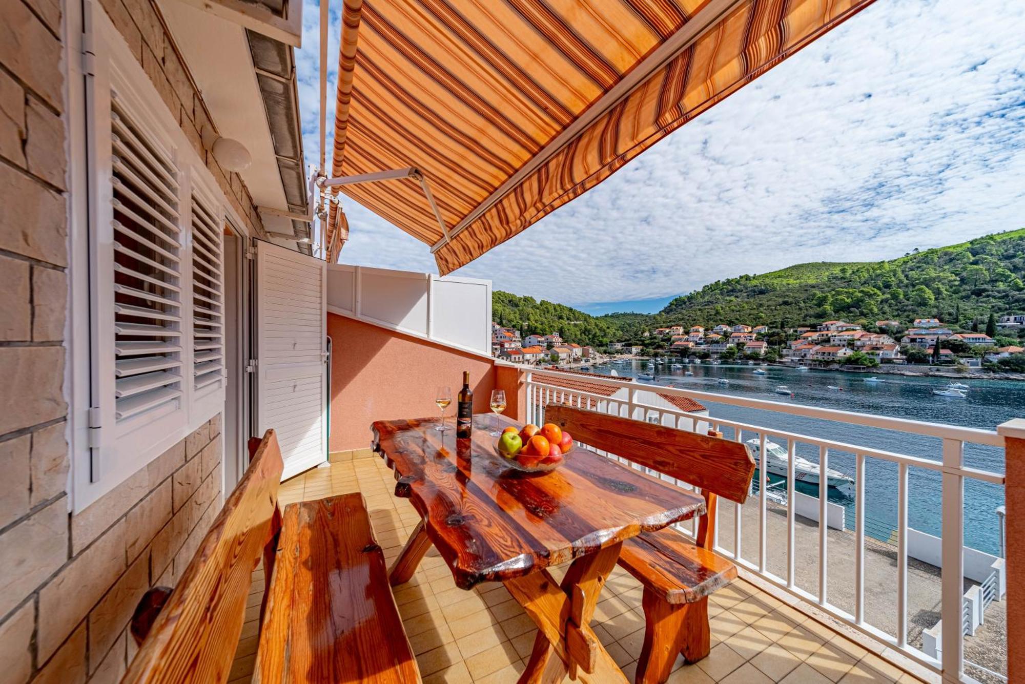 Apartments Kuzma Smokvica  المظهر الخارجي الصورة